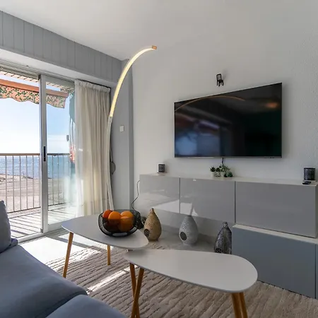Apartment Rentafive Edificio Neptuno Primera Linea